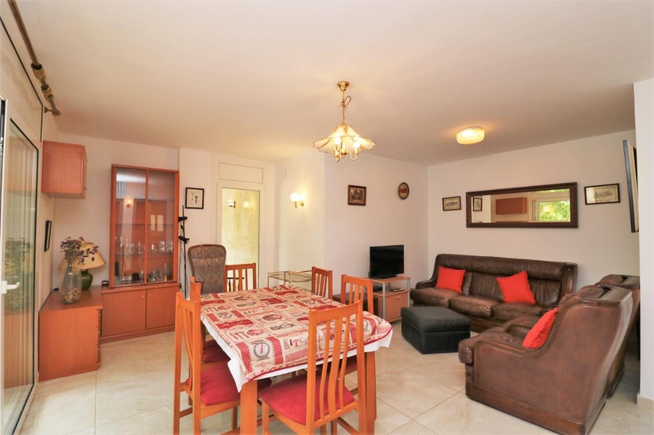 Ferienwohnung Riera Ginjolers Roses Exterior foto
